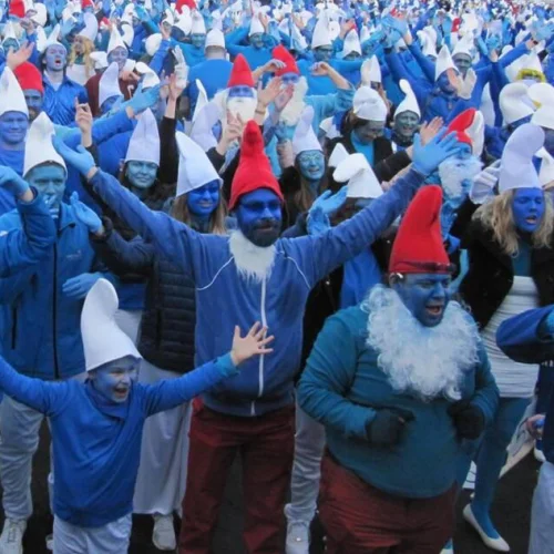 LANDERNEAU REPART À L’ASSAUT DU RECORD MONDIAL DES SCHTROUMPFS !