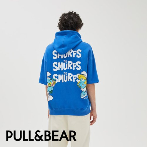 Les Schtroumpfs sont chez Pull & Bear !